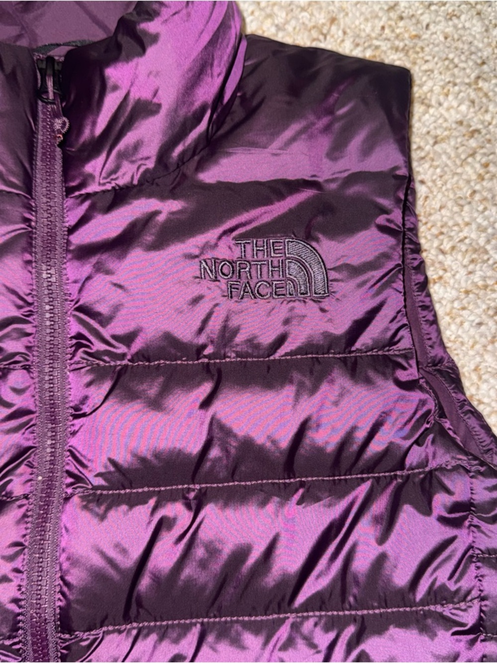 NWT The North Face Sz S ACONCAGUA  Down Puffer Vest Women’s Purple BlackBerry - Picture 2 of 10
